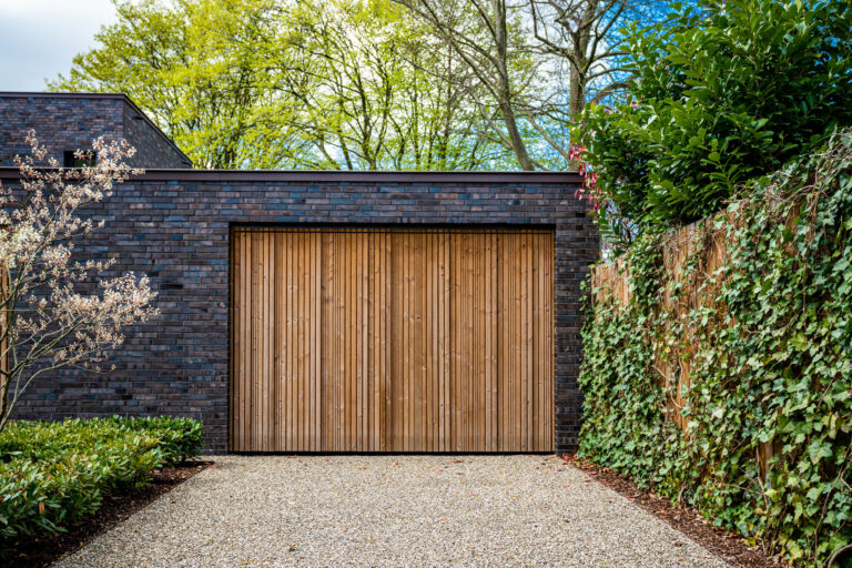 The Pros and Cons of Different Types of Garage Doors: A Comprehensive Guide